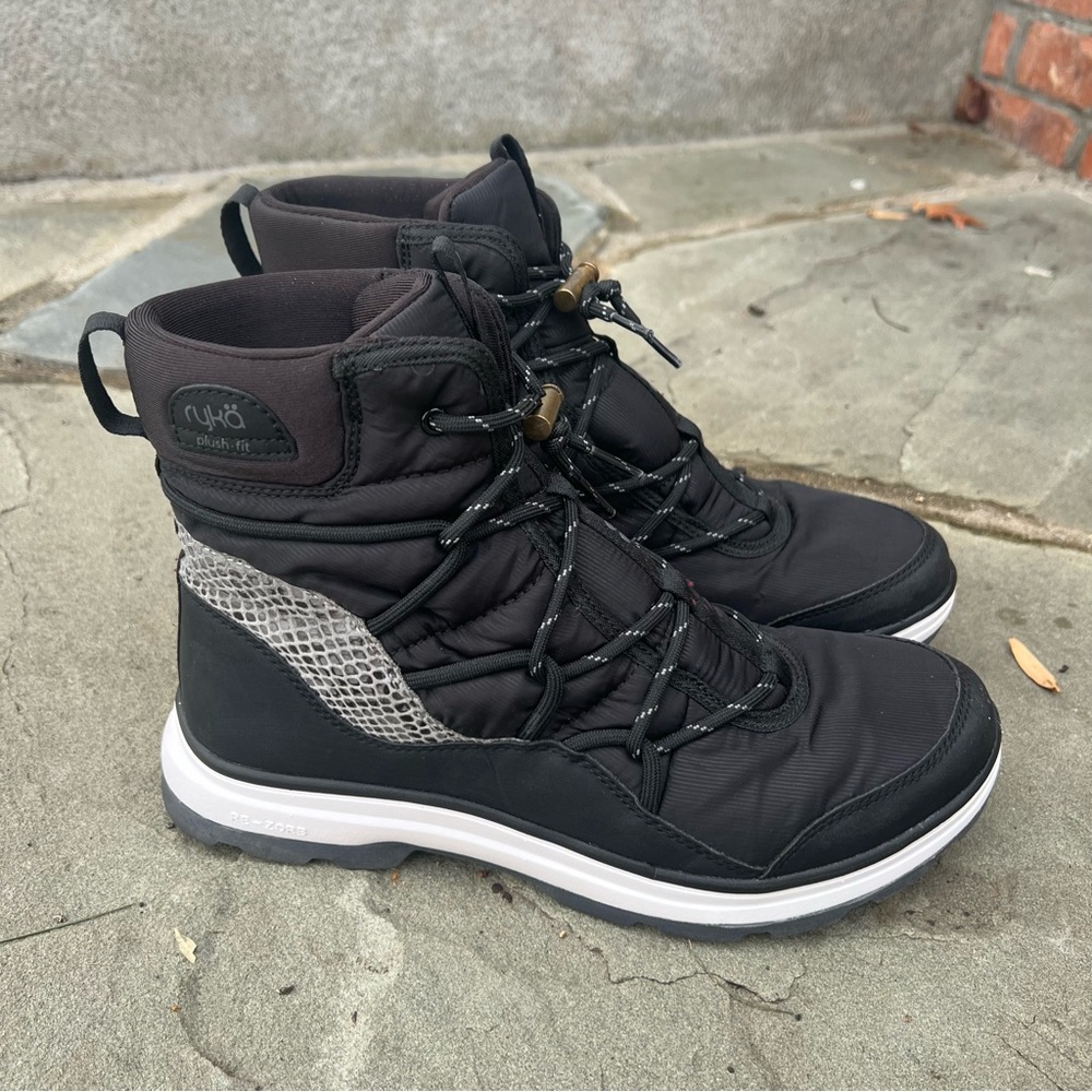 Women's Ryka Brae Cold Weather Boots Black Size 9